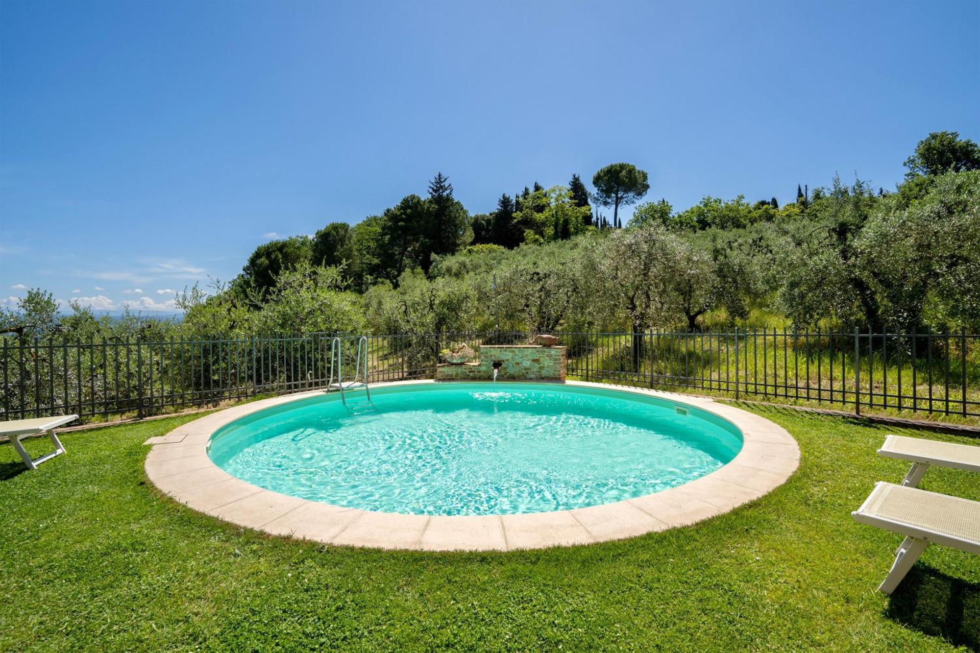 Aparthotel Casa Vacanze Con Piscina A San Gimignano Exterior foto